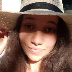 Meet your Posher, Angeline